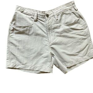 The North Face Women's Cream Shorts